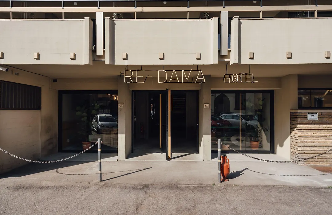 'Re-Dama Hostel-1